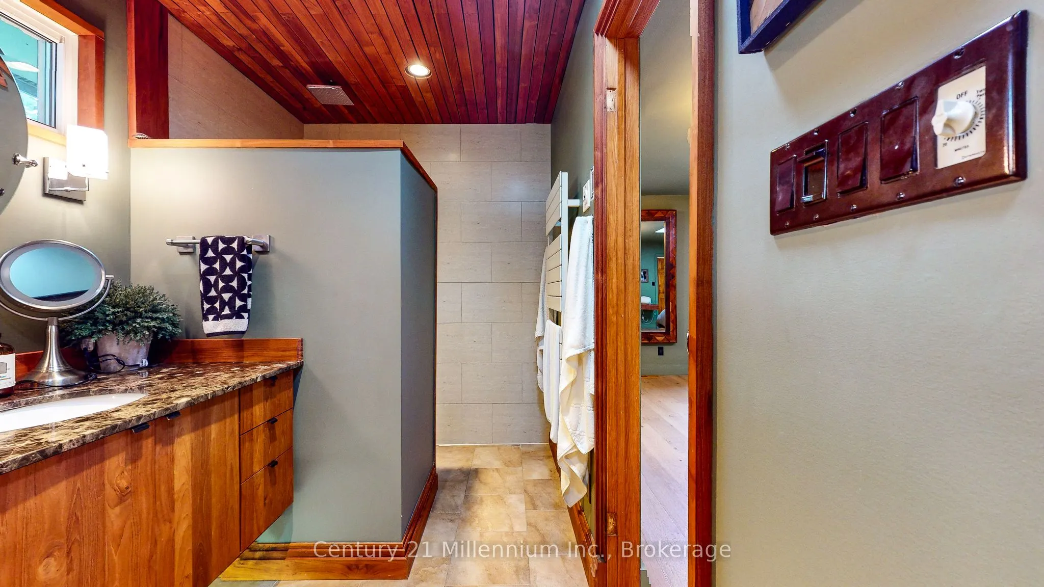 10 SUNSET Court