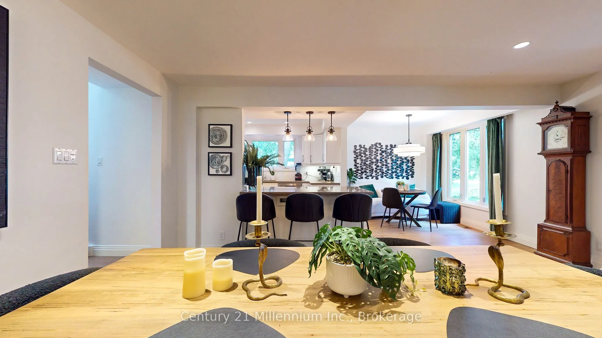 10 SUNSET Court
