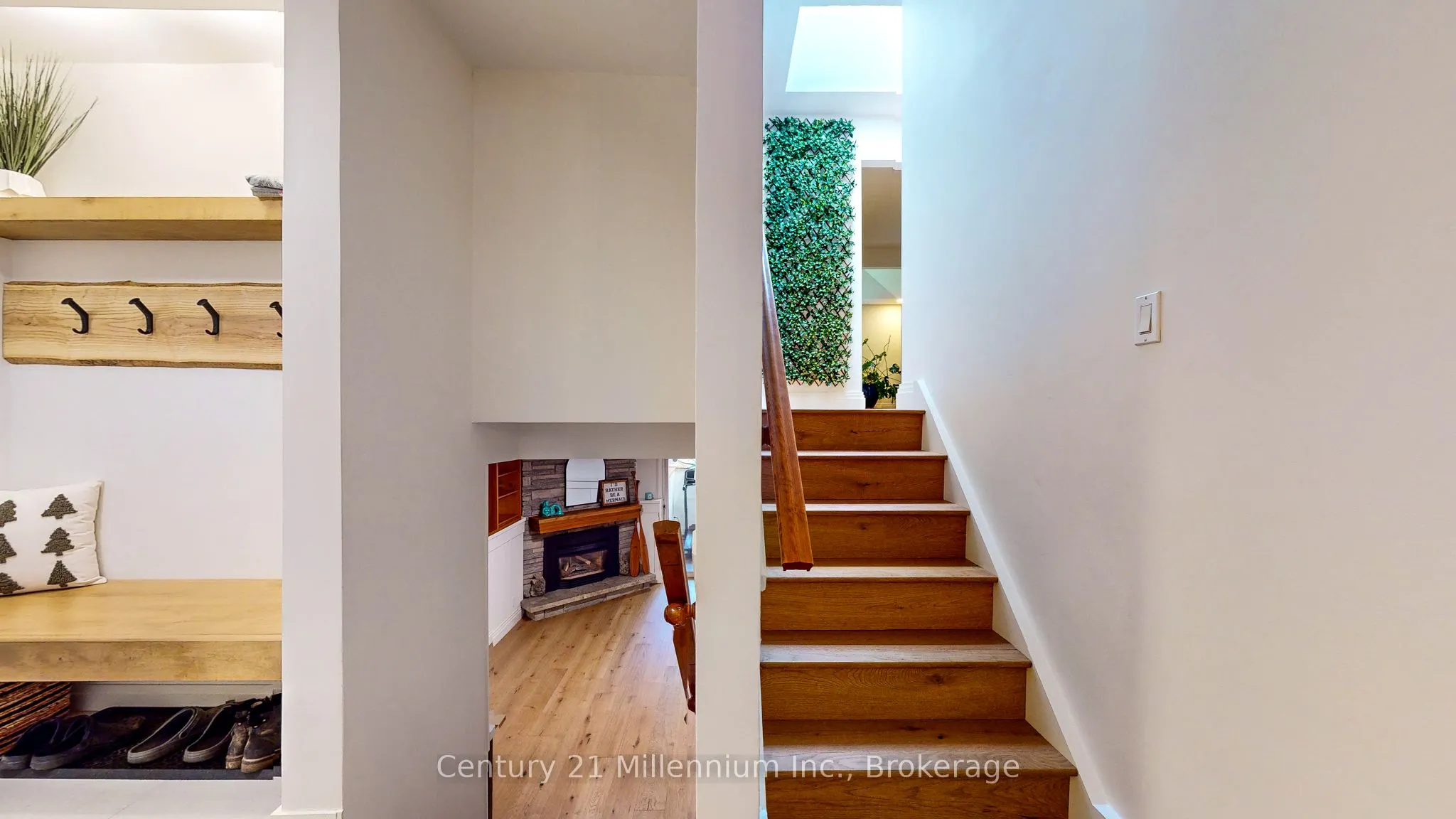 10 SUNSET Court