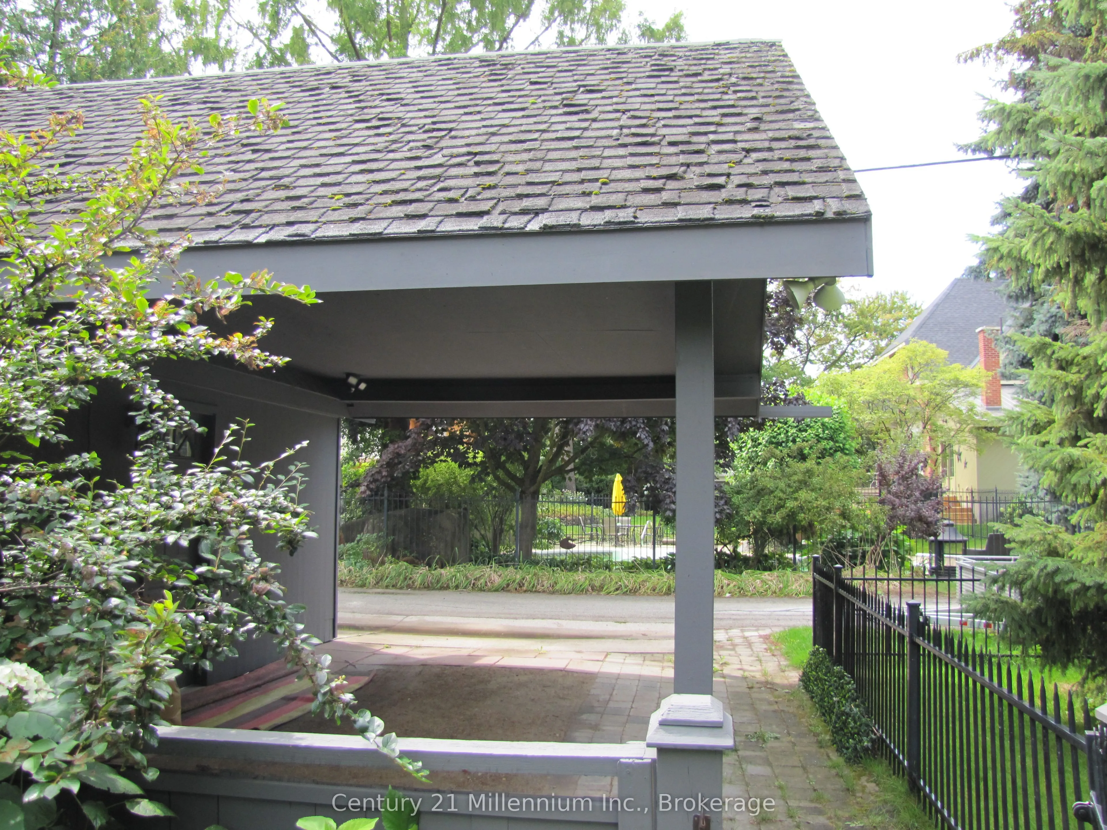 10 SUNSET Court