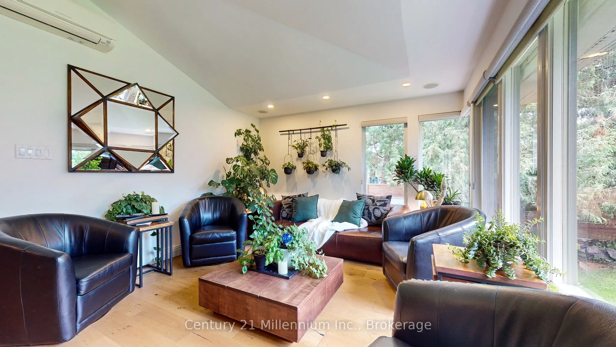 10 SUNSET Court