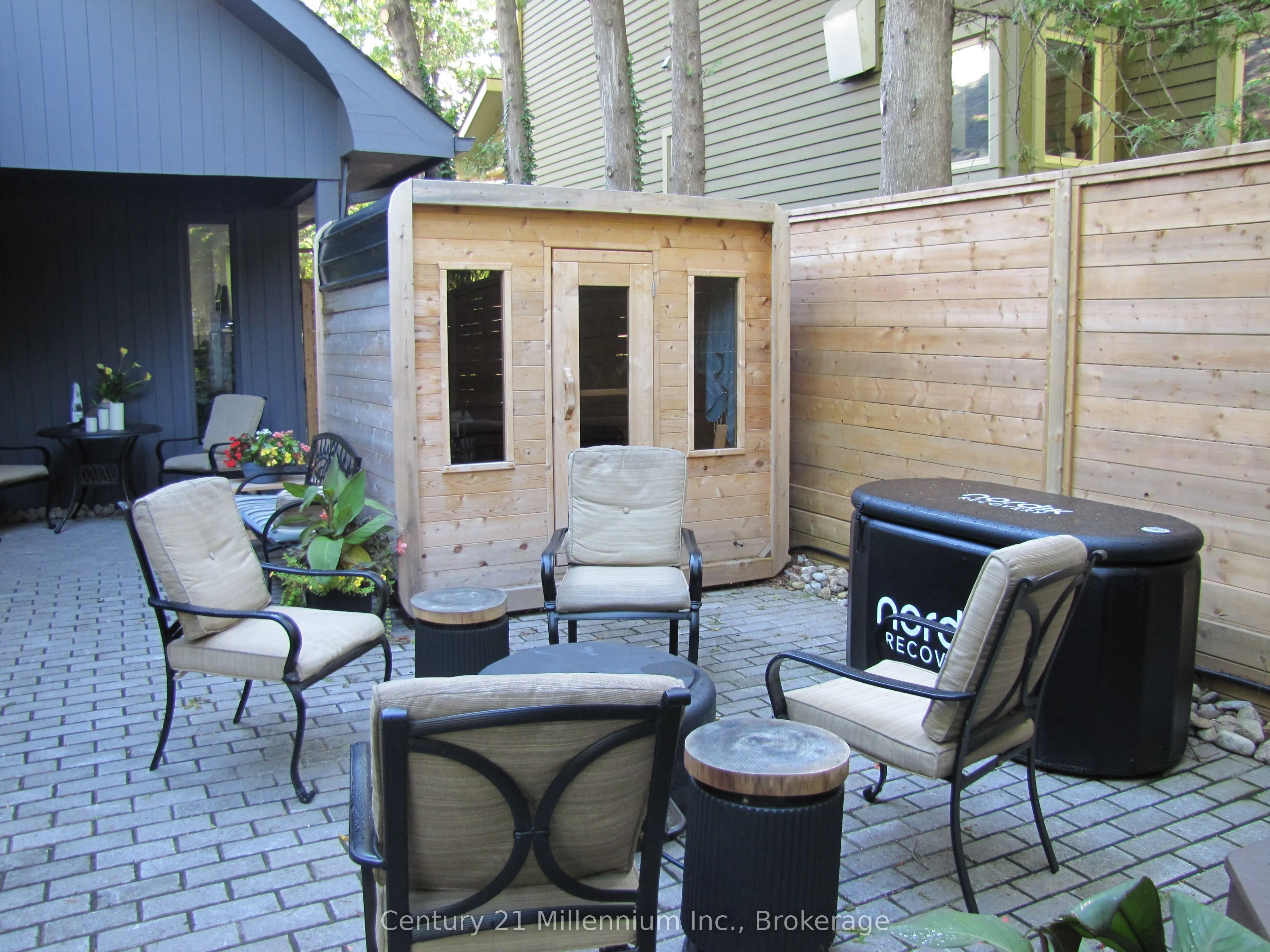 10 SUNSET Court