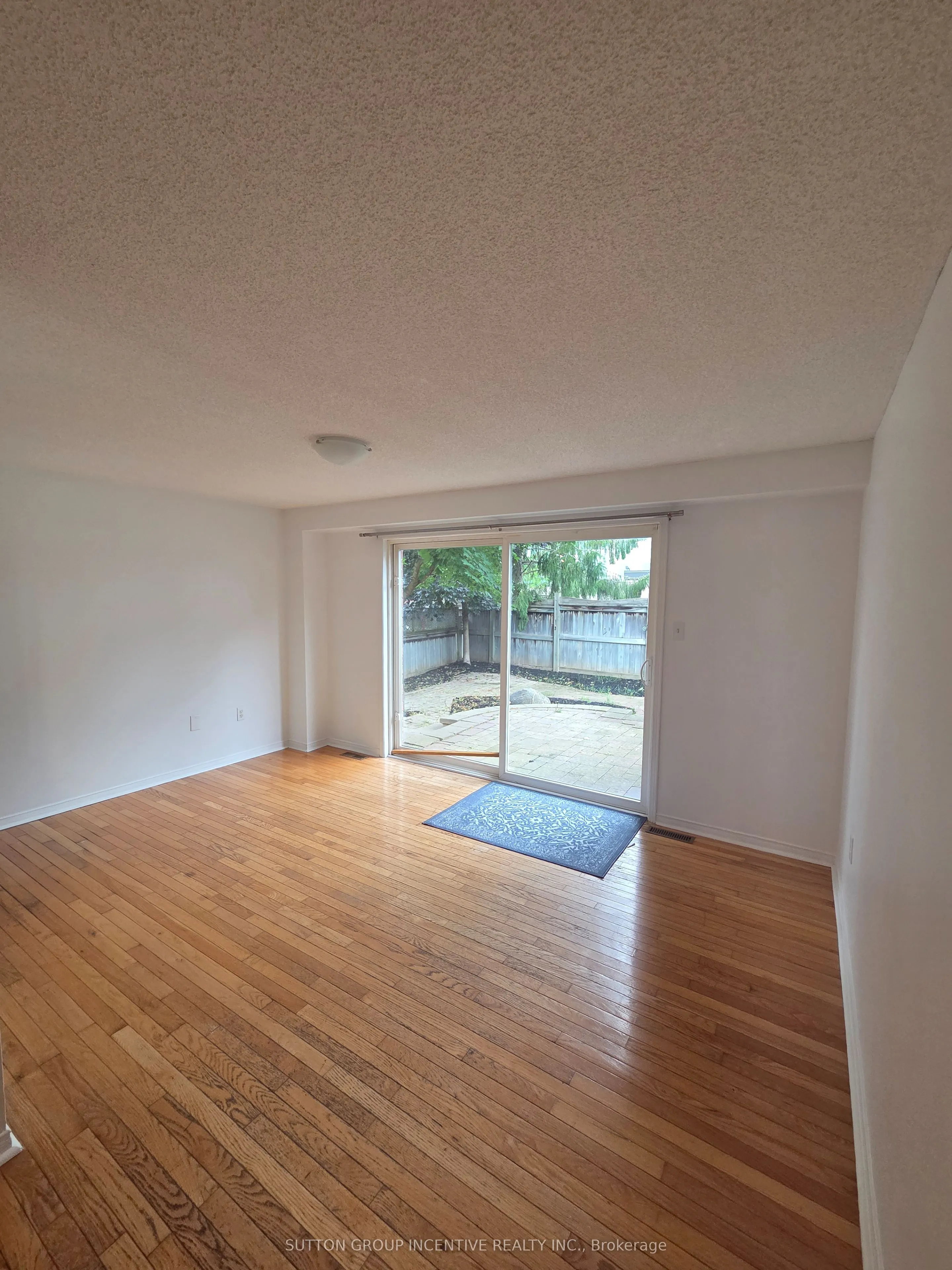 111 Dunsmore Lane