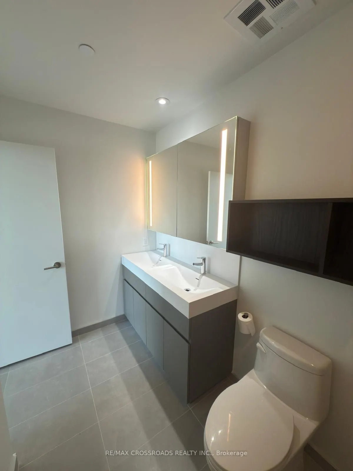 39 Mary Street, #3304