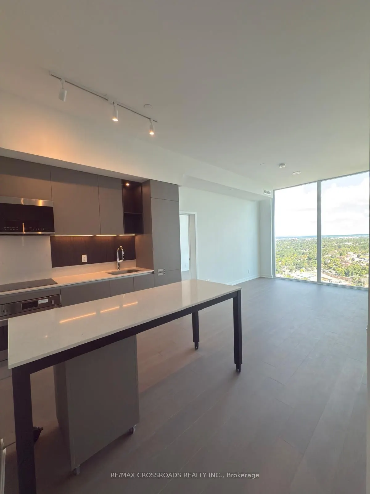 39 Mary Street, #3304