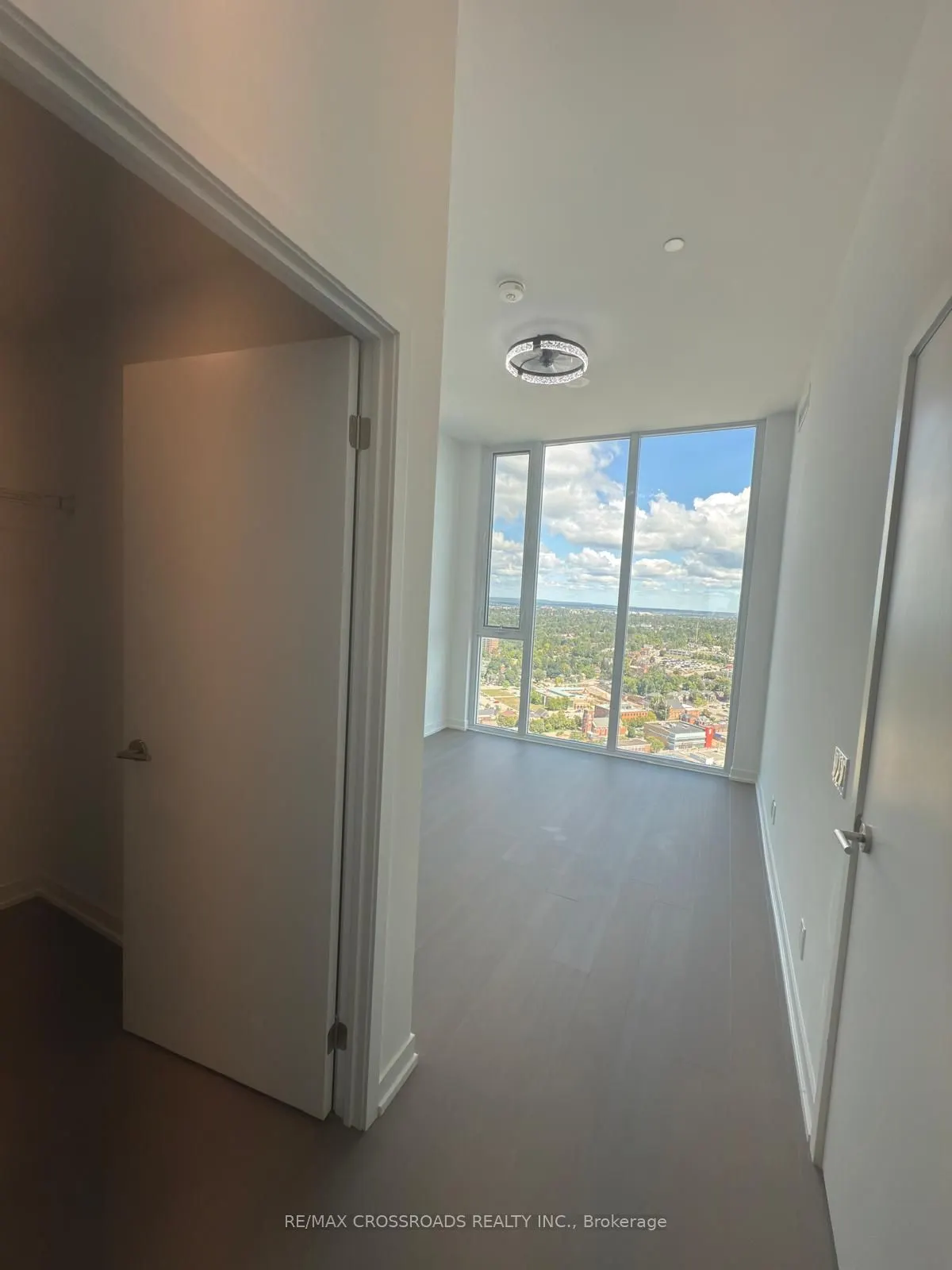 39 Mary Street, #3304