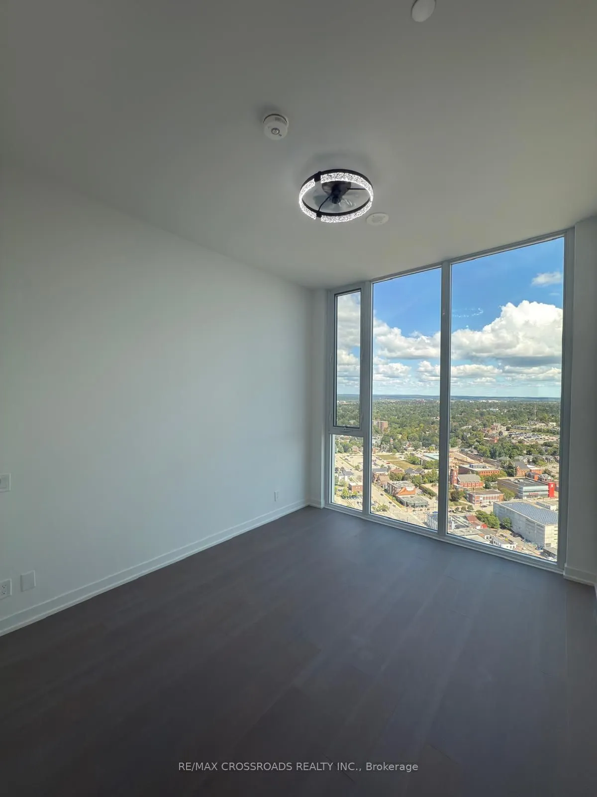 39 Mary Street, #3304