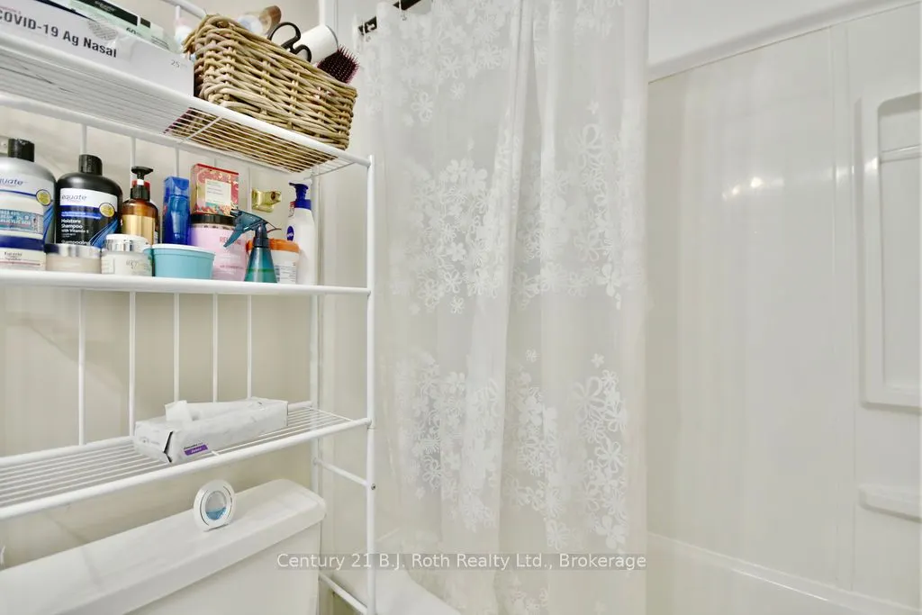 441 BARRIE Road, #7