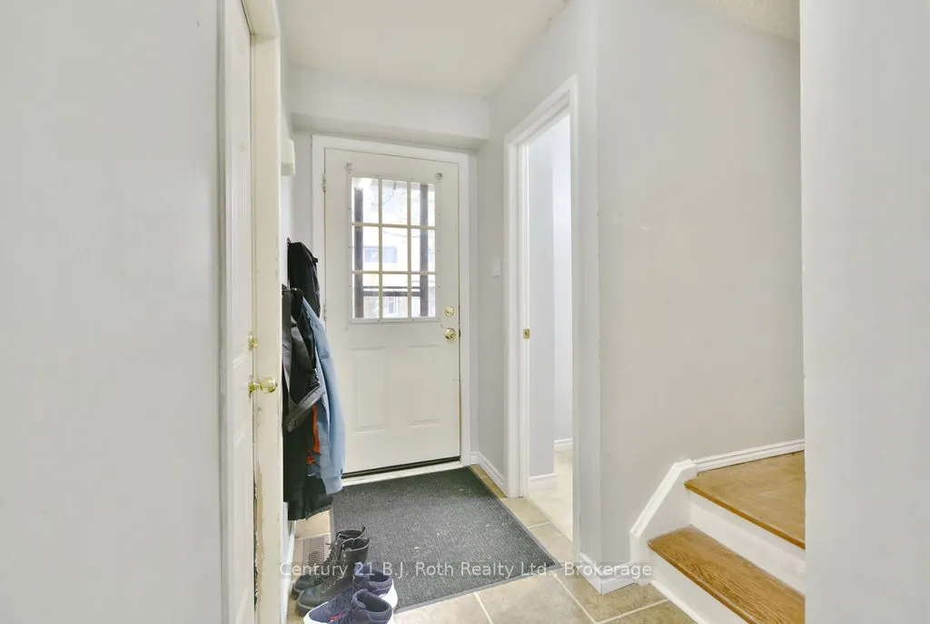 441 BARRIE Road, #7