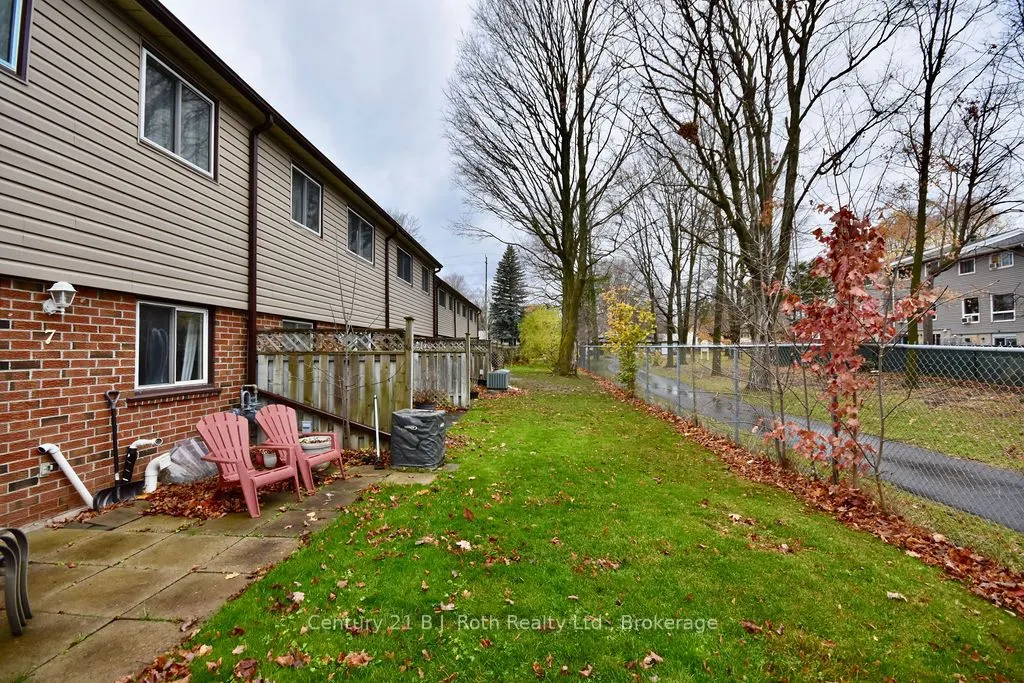 441 BARRIE Road, #7