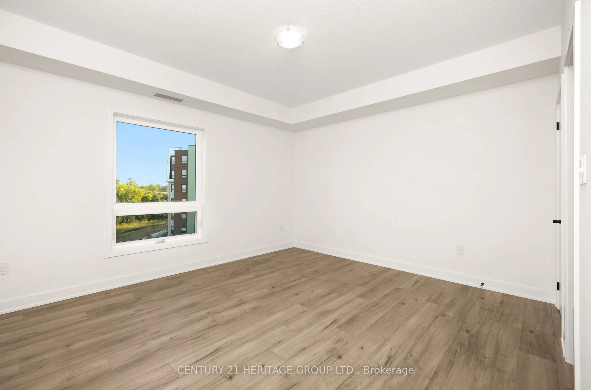 1 Chef Lane, #402