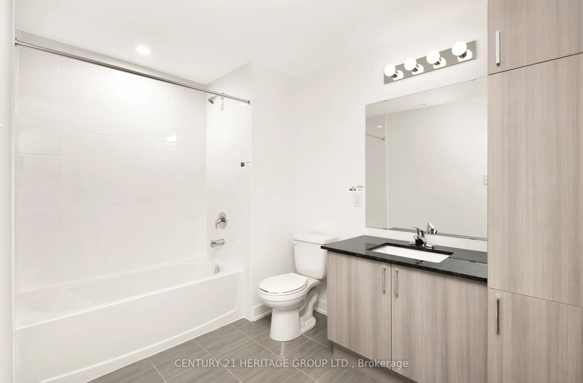 1 Chef Lane, #402