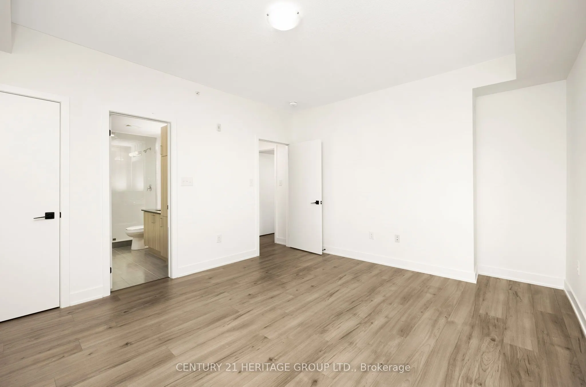 1 Chef Lane, #402