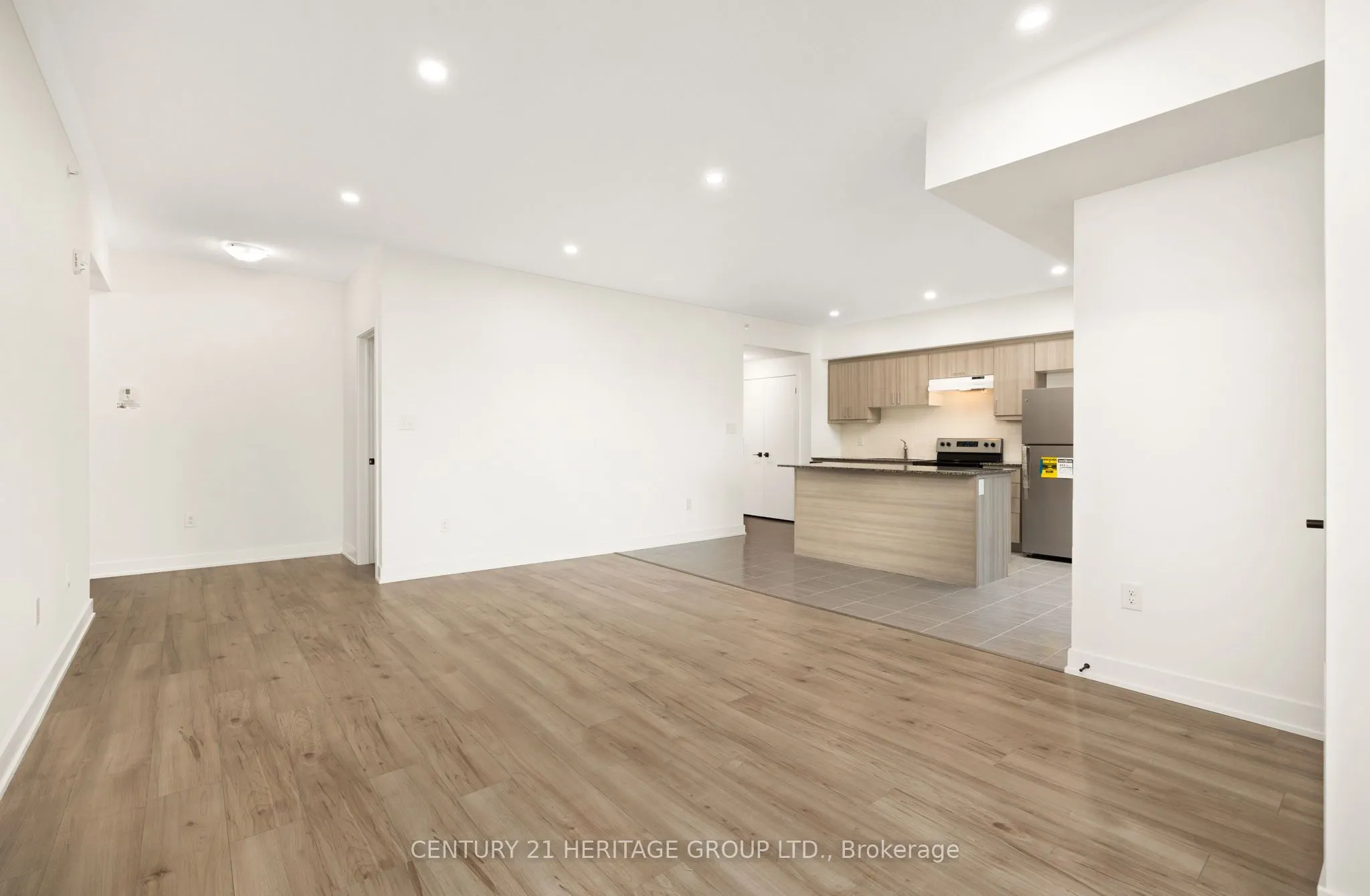 1 Chef Lane, #402