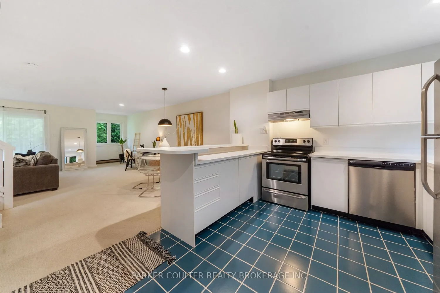 548 Oxbow Crescent, #548