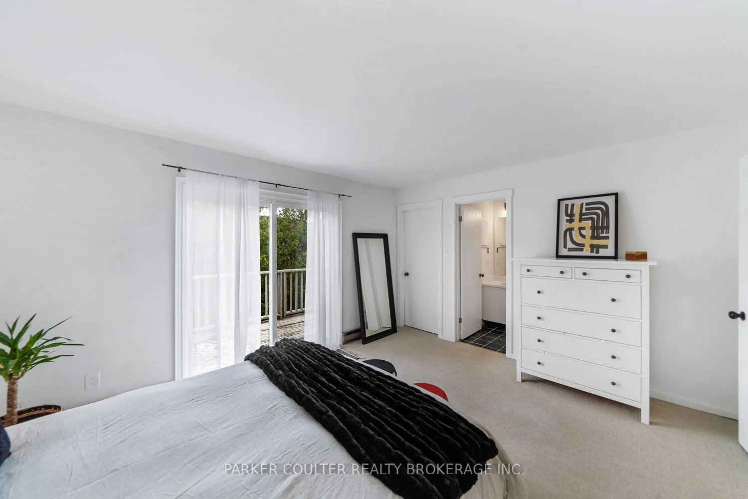 548 Oxbow Crescent, #548