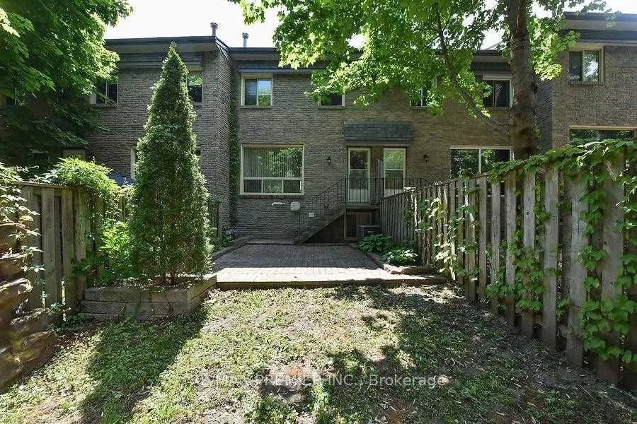 2 North Street, #18