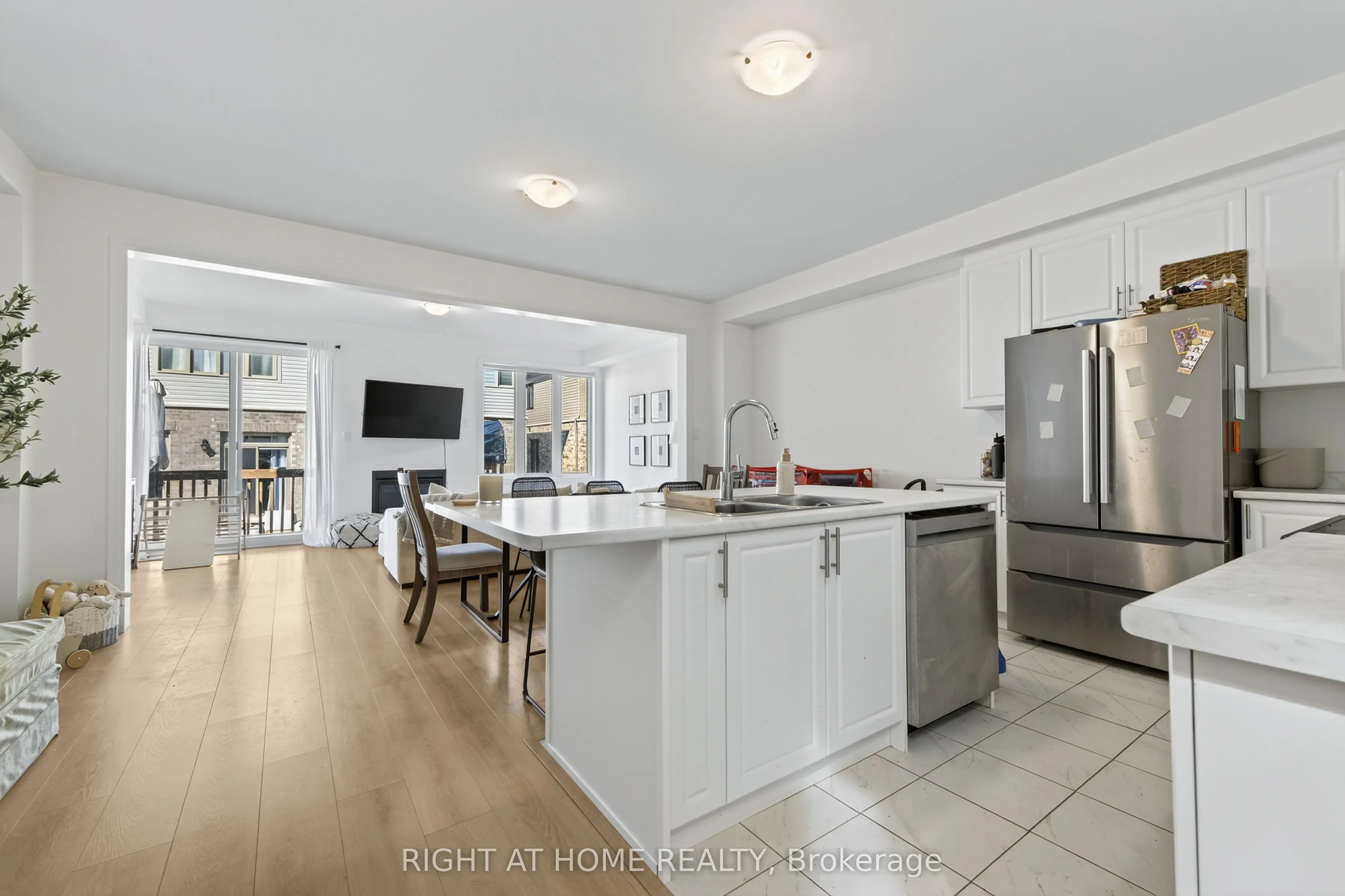 86 West Oak Trail