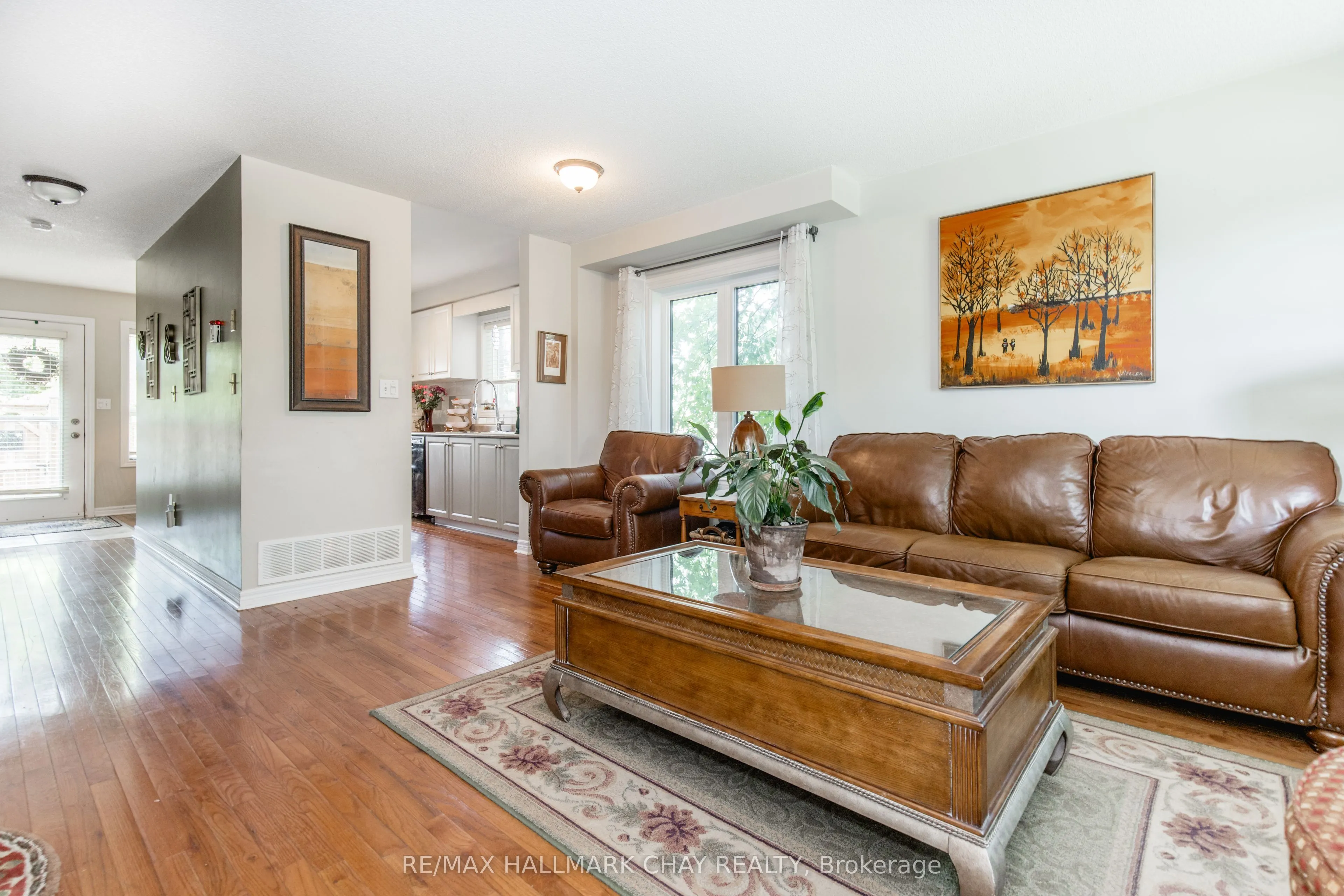 234 Cundles Road E, #11