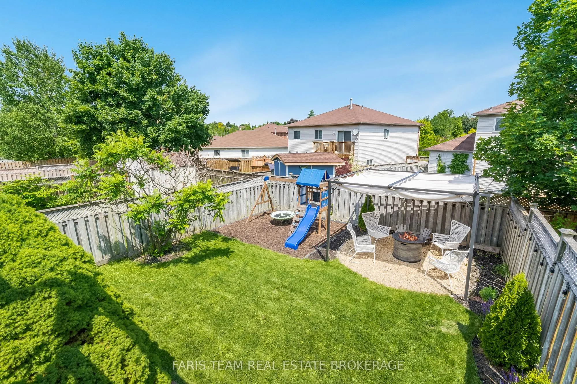16 Athabaska Road