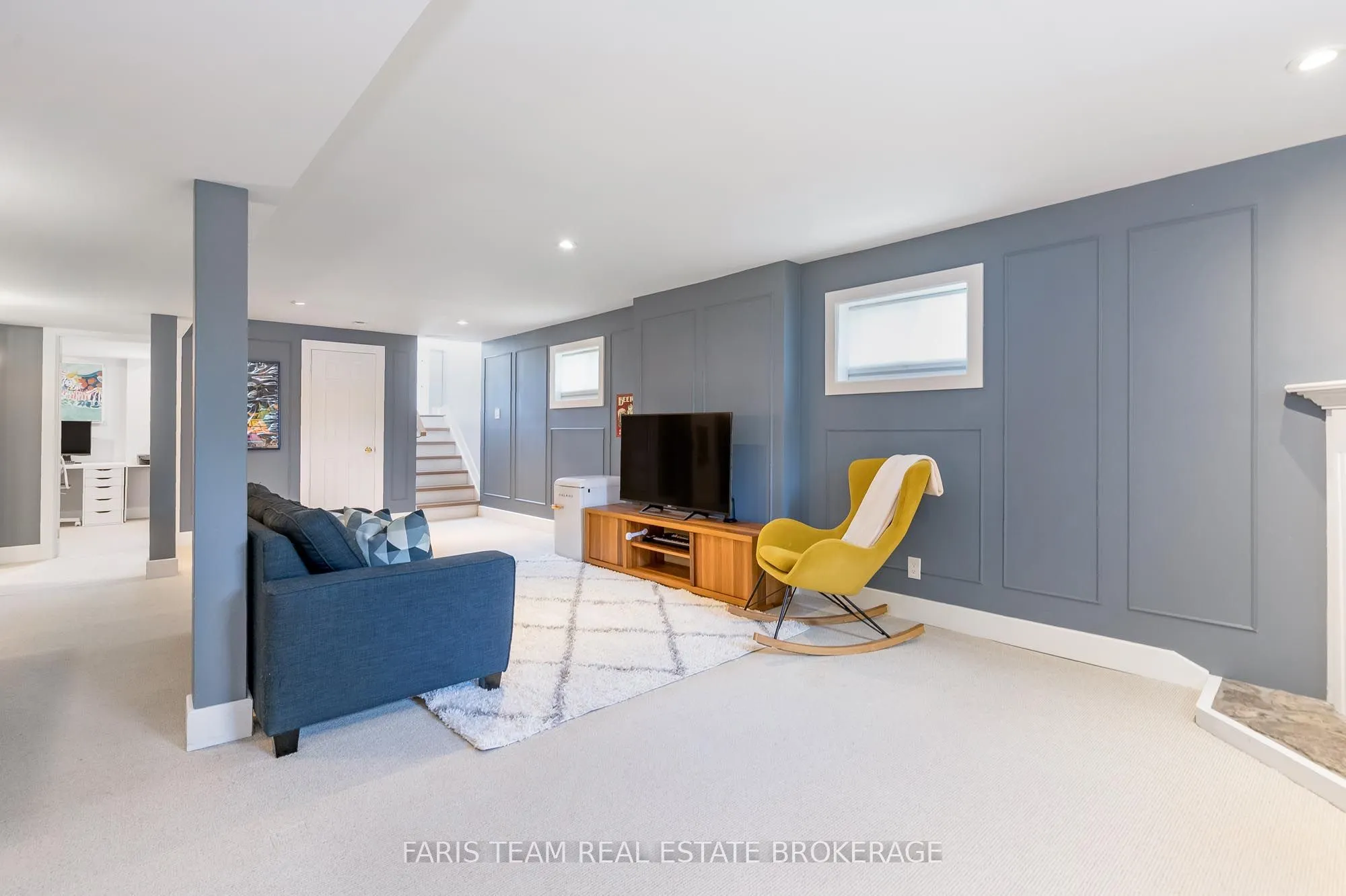16 Athabaska Road