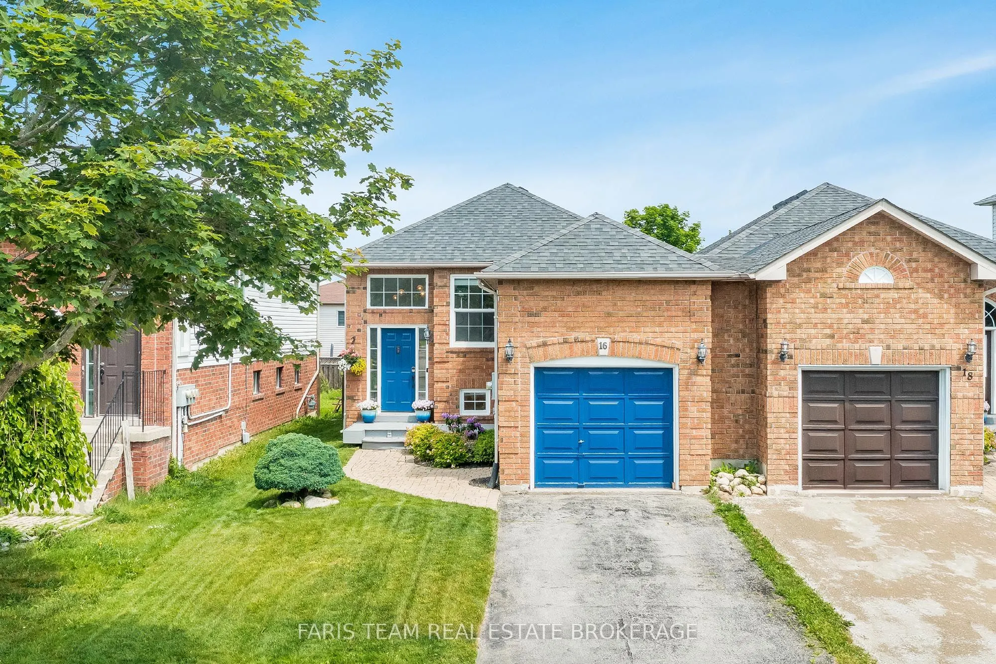 16 Athabaska Road