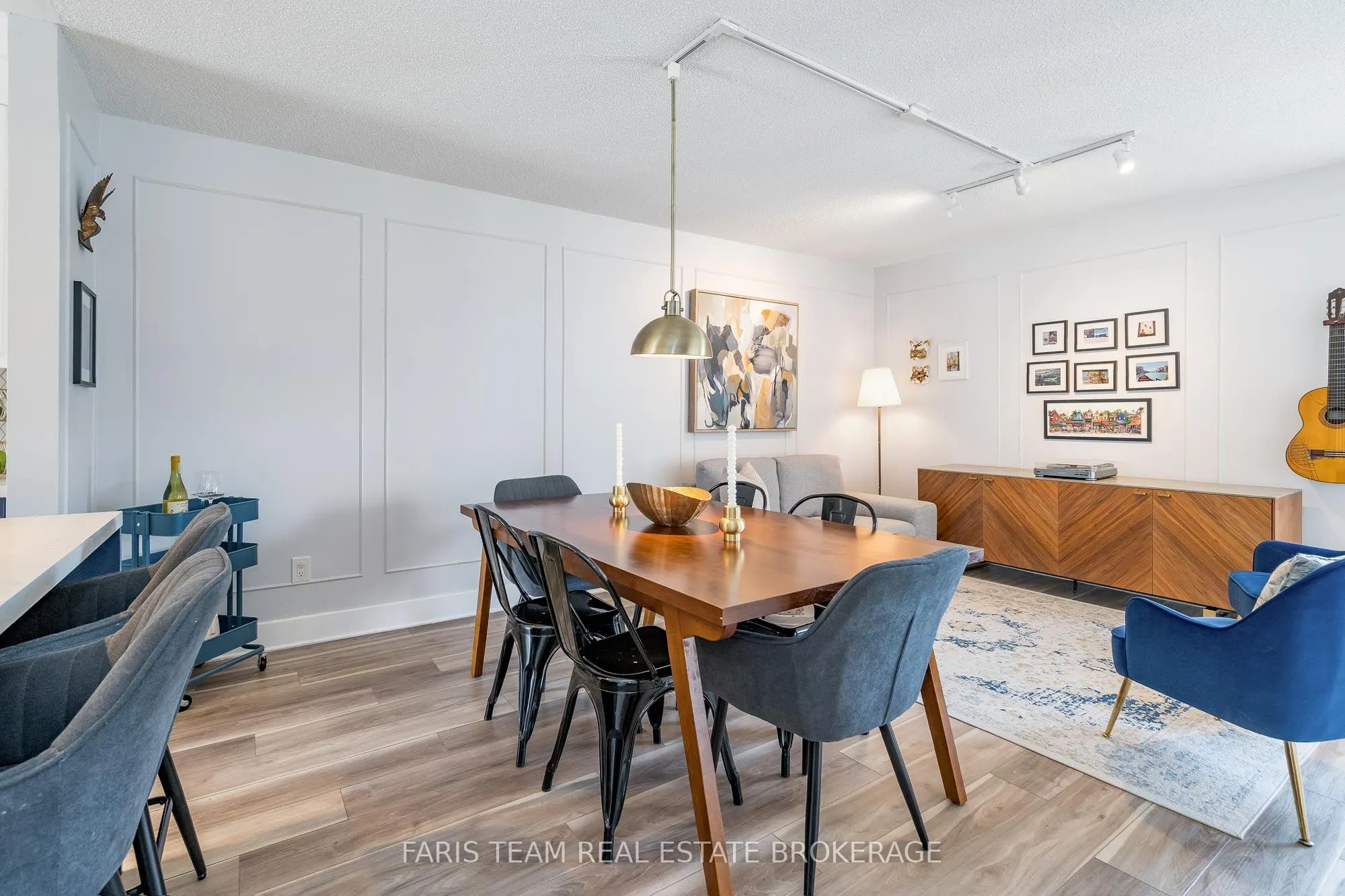16 Athabaska Road