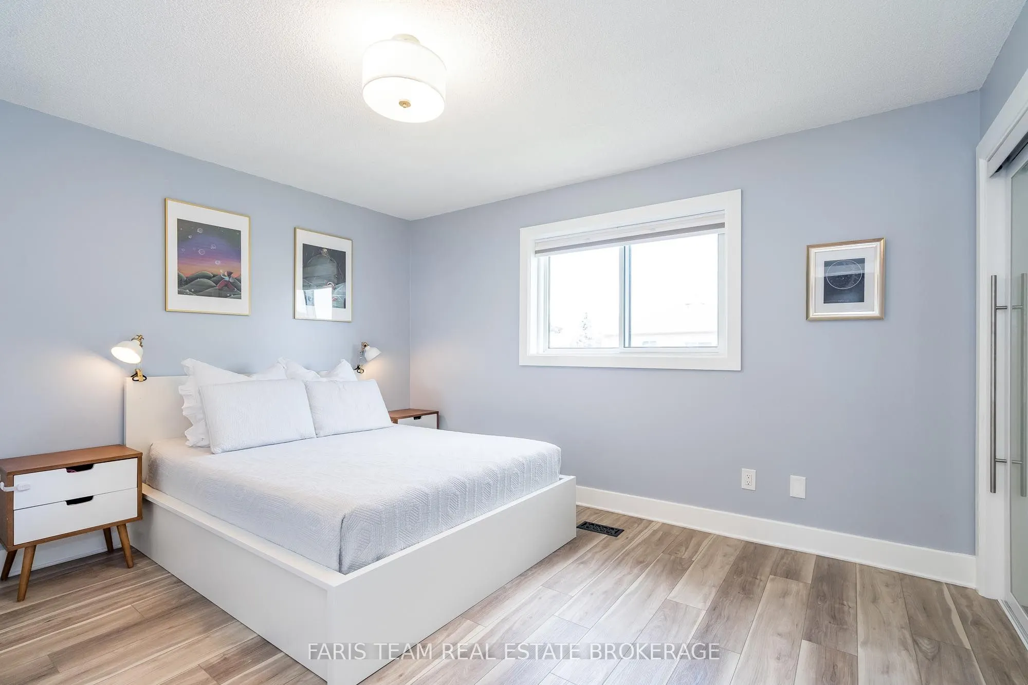 16 Athabaska Road