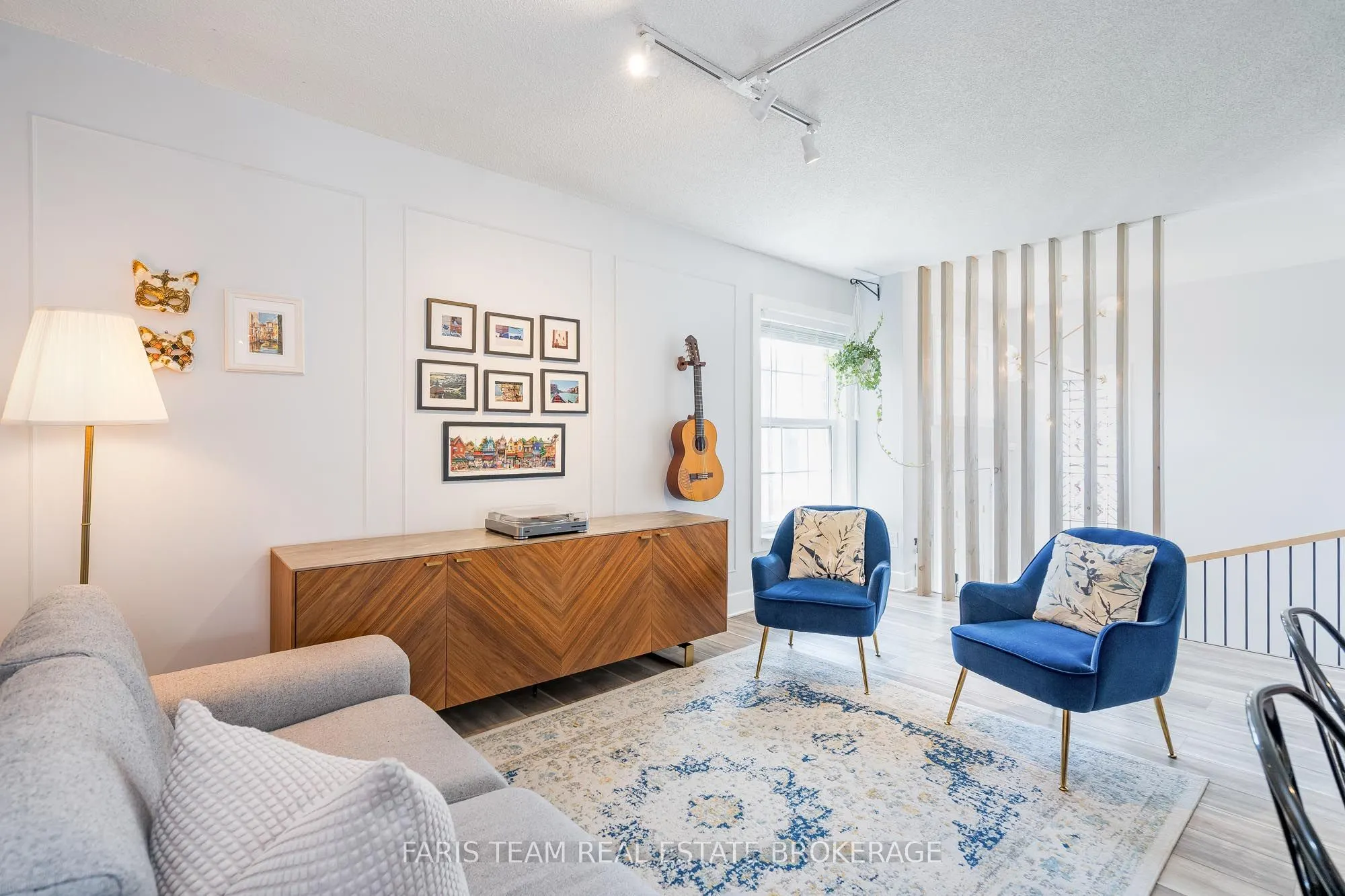 16 Athabaska Road