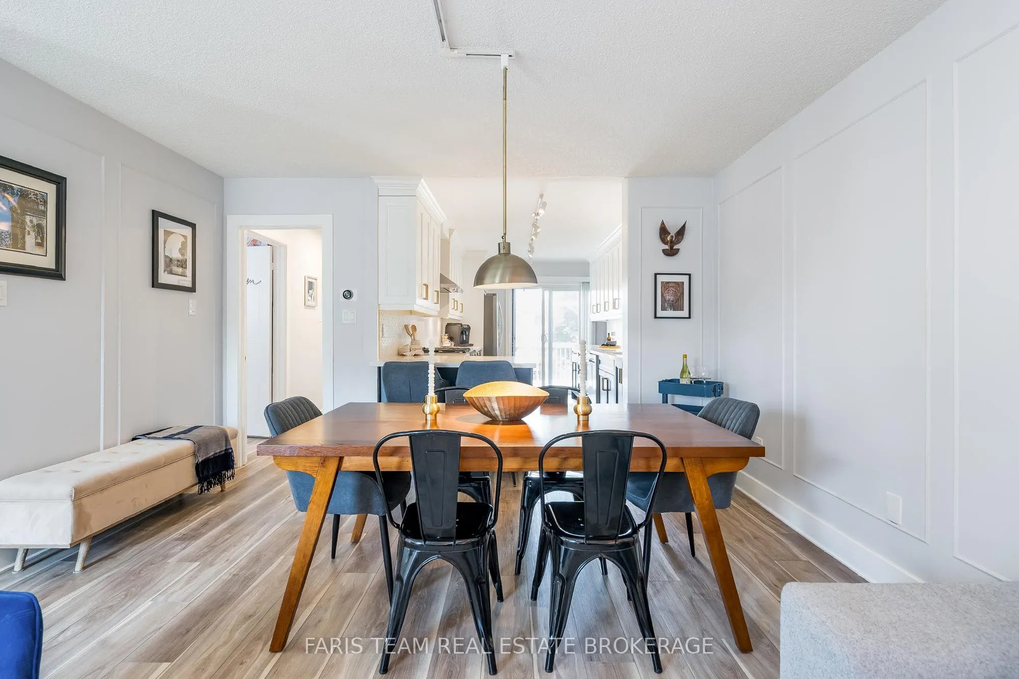 16 Athabaska Road