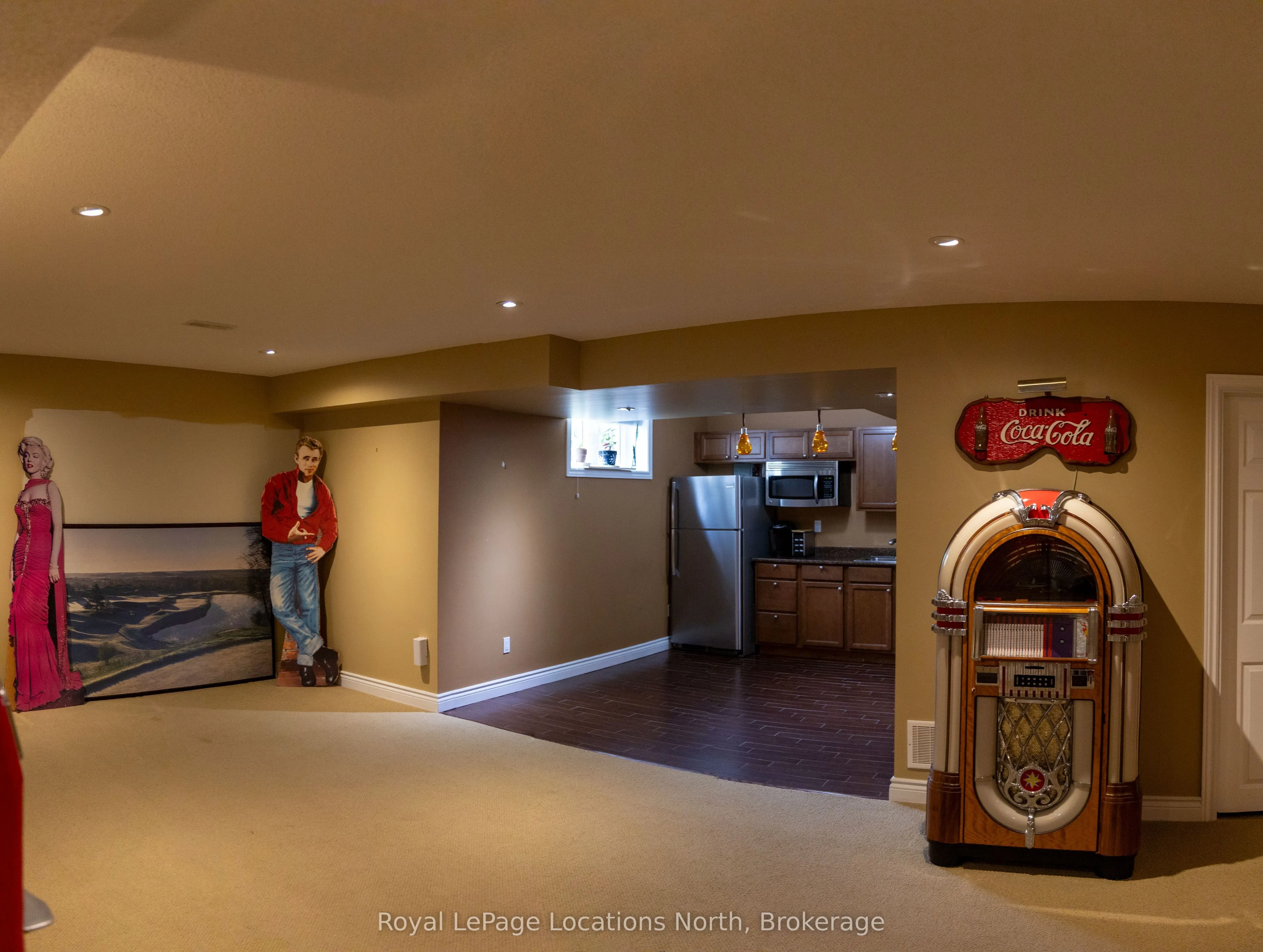21 Marine View Drive