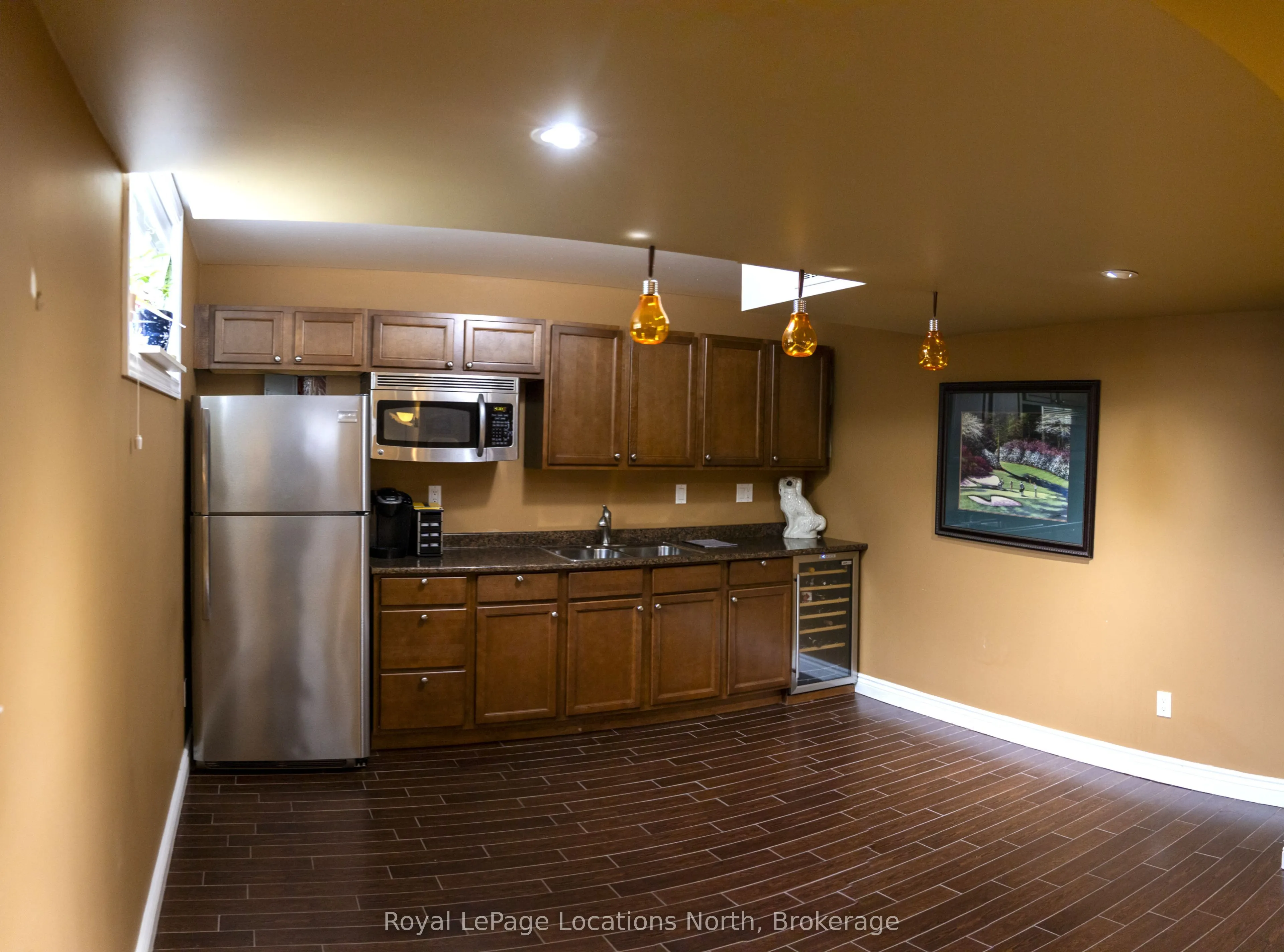 21 Marine View Drive