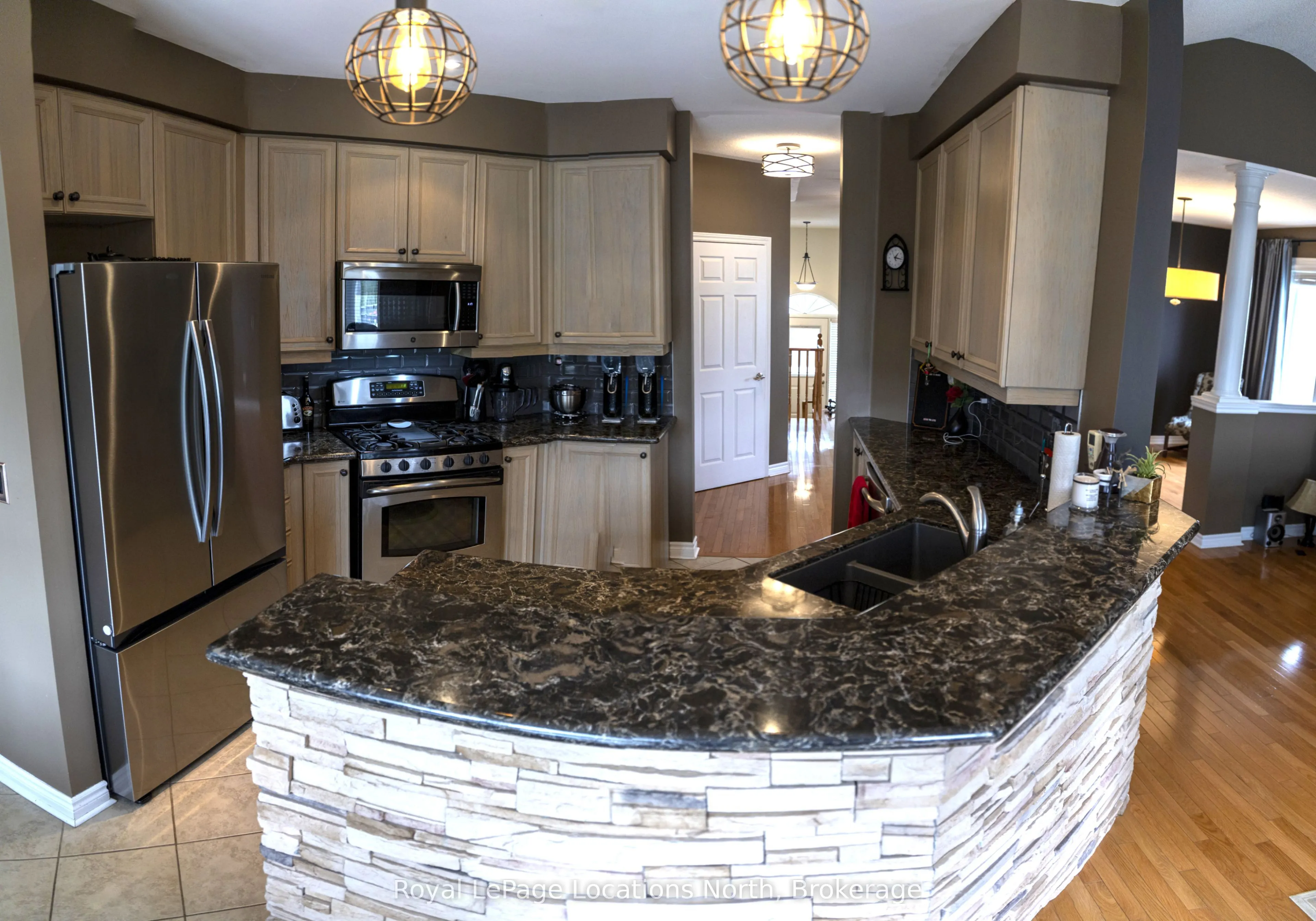 21 Marine View Drive