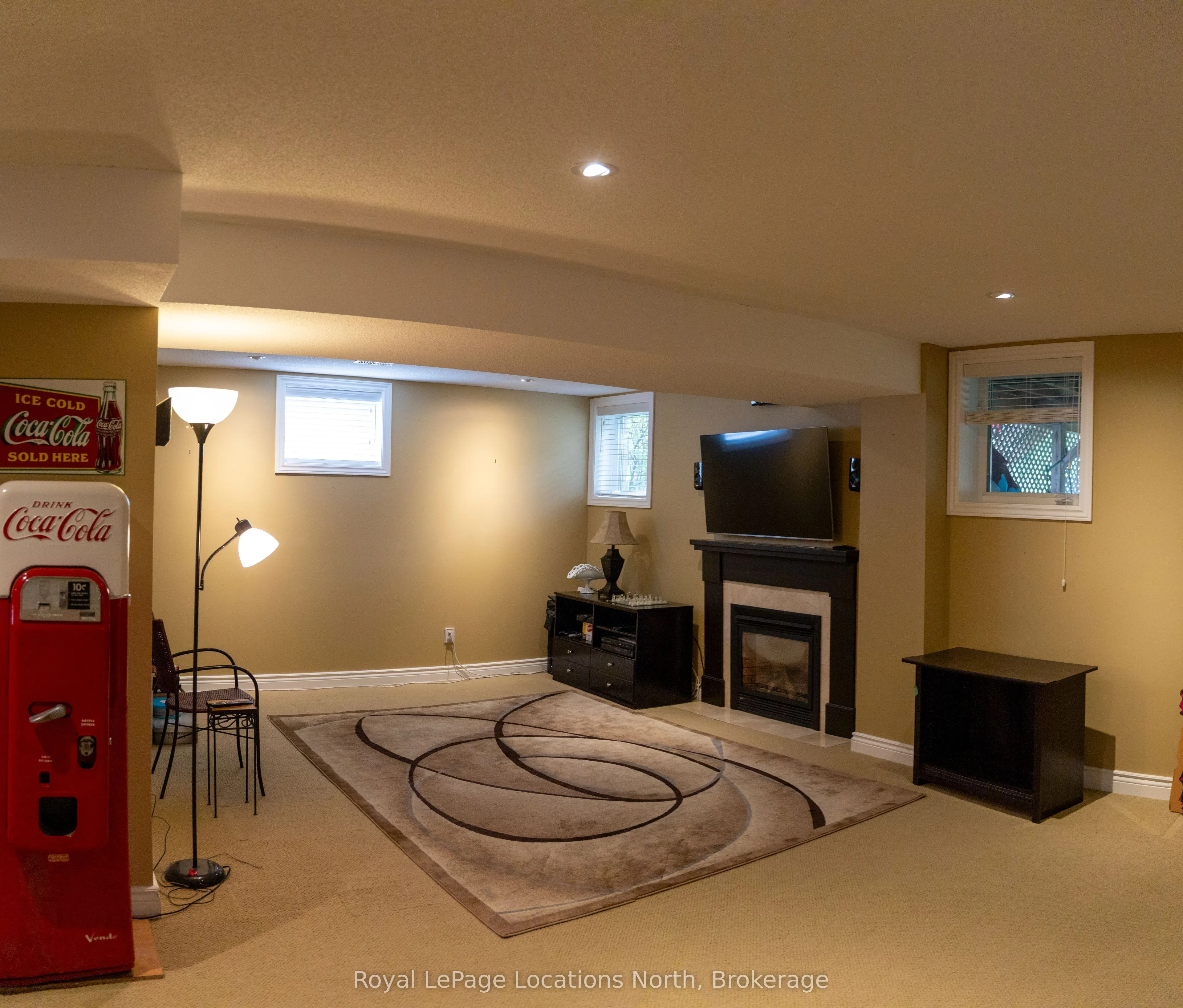 21 Marine View Drive