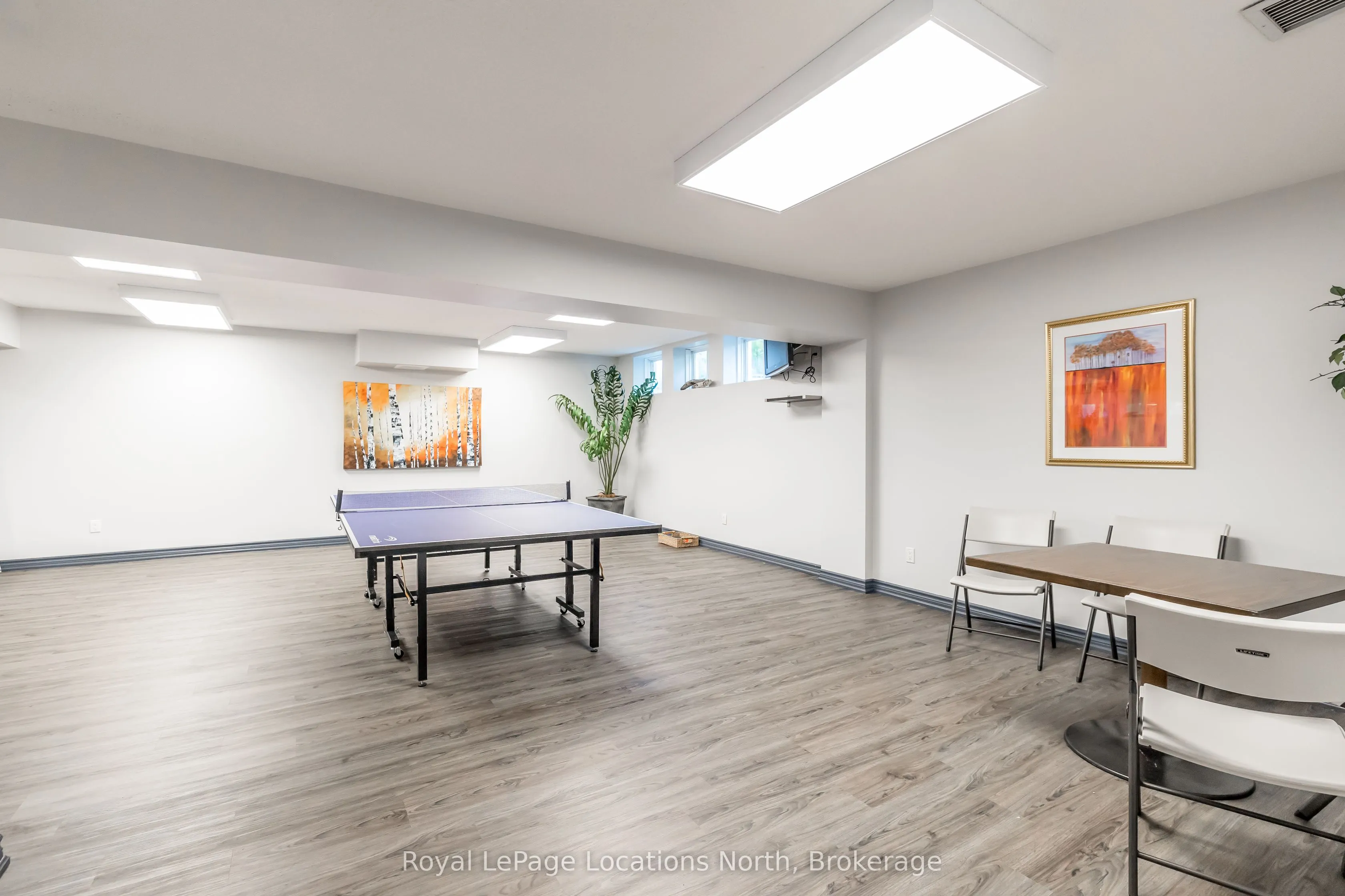 21 Marine View Drive