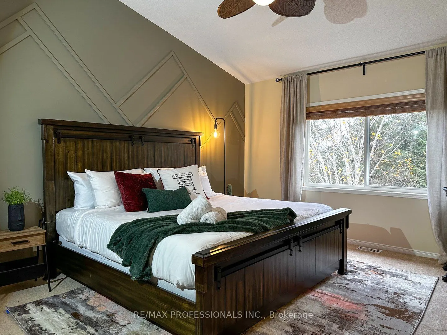 57 Green Briar Drive, #11