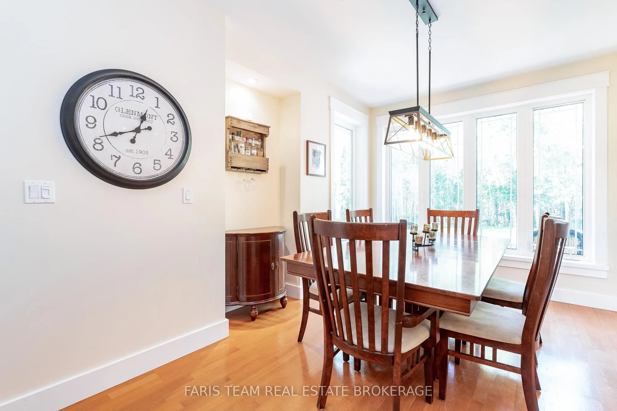 2 Forest Wood Lane