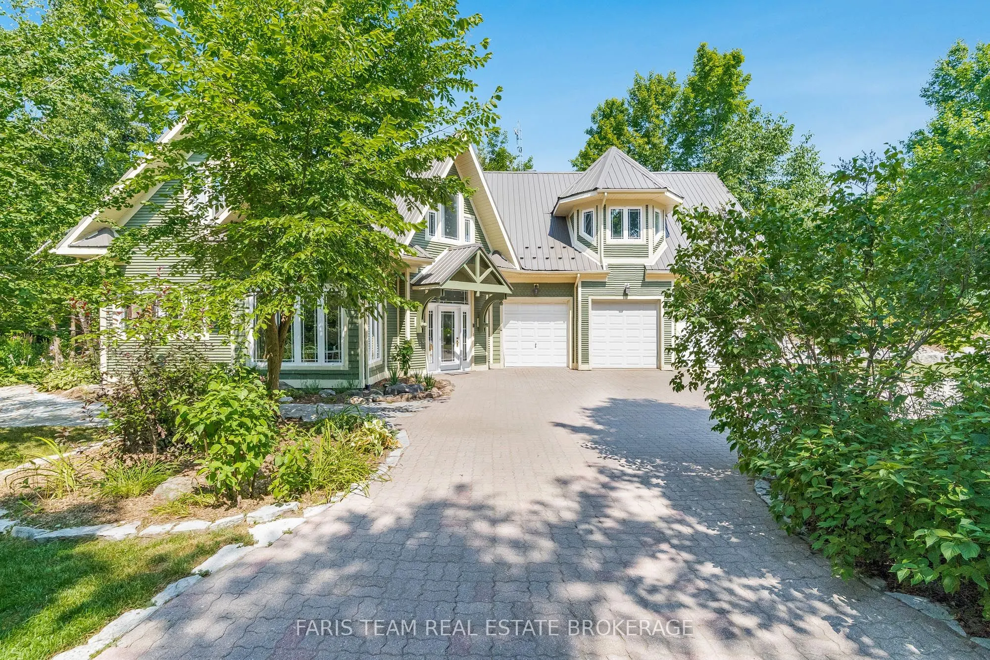 2 Forest Wood Lane