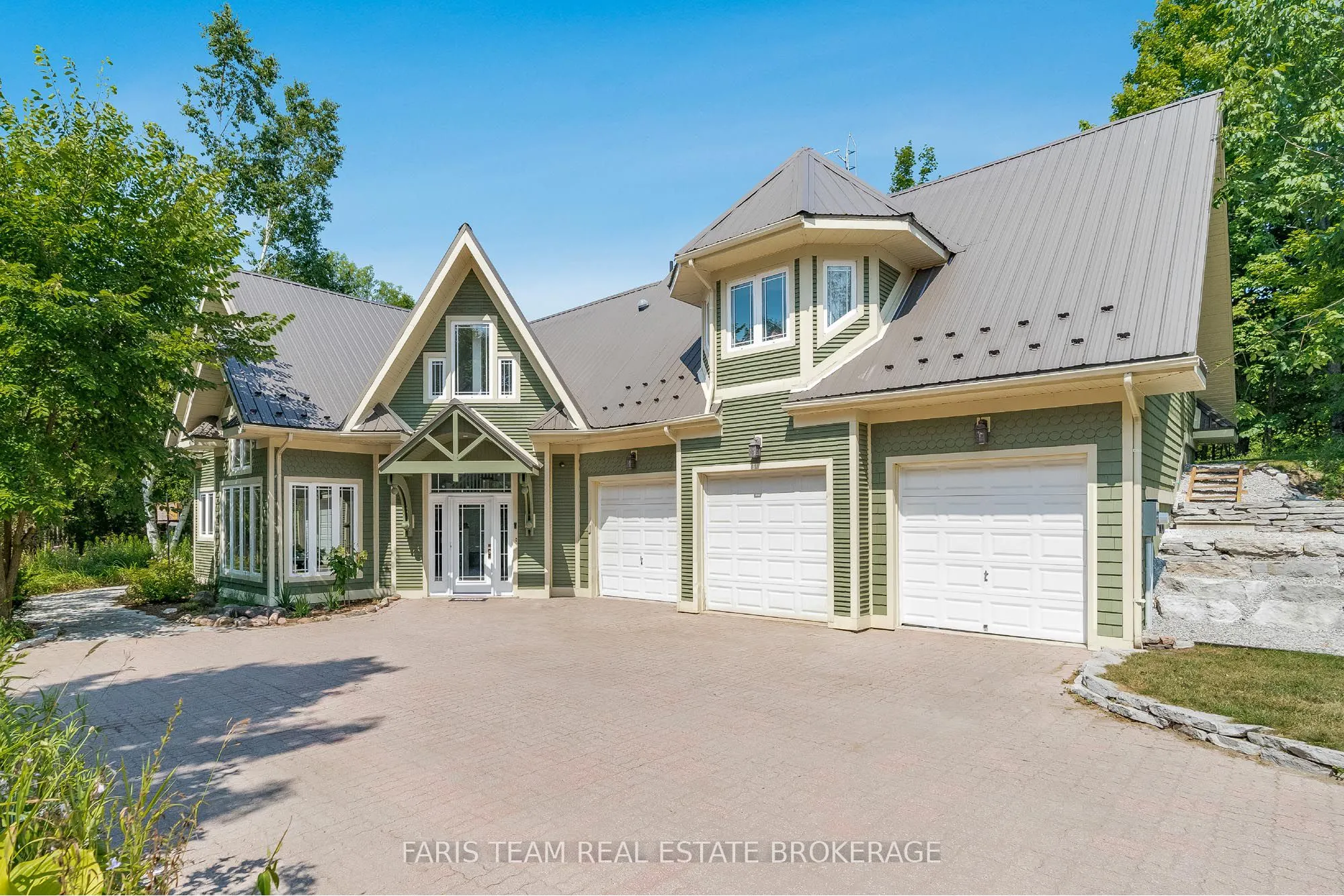 2 Forest Wood Lane