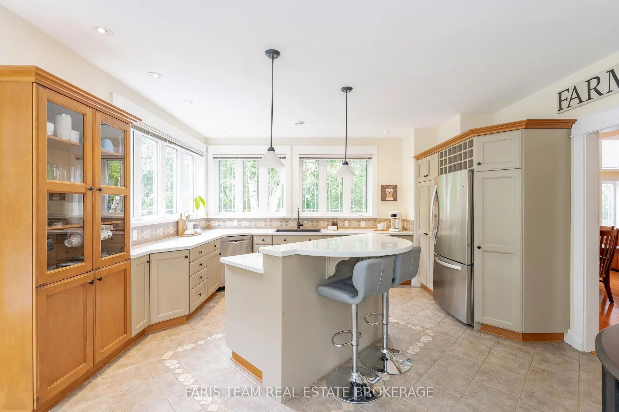 2 Forest Wood Lane
