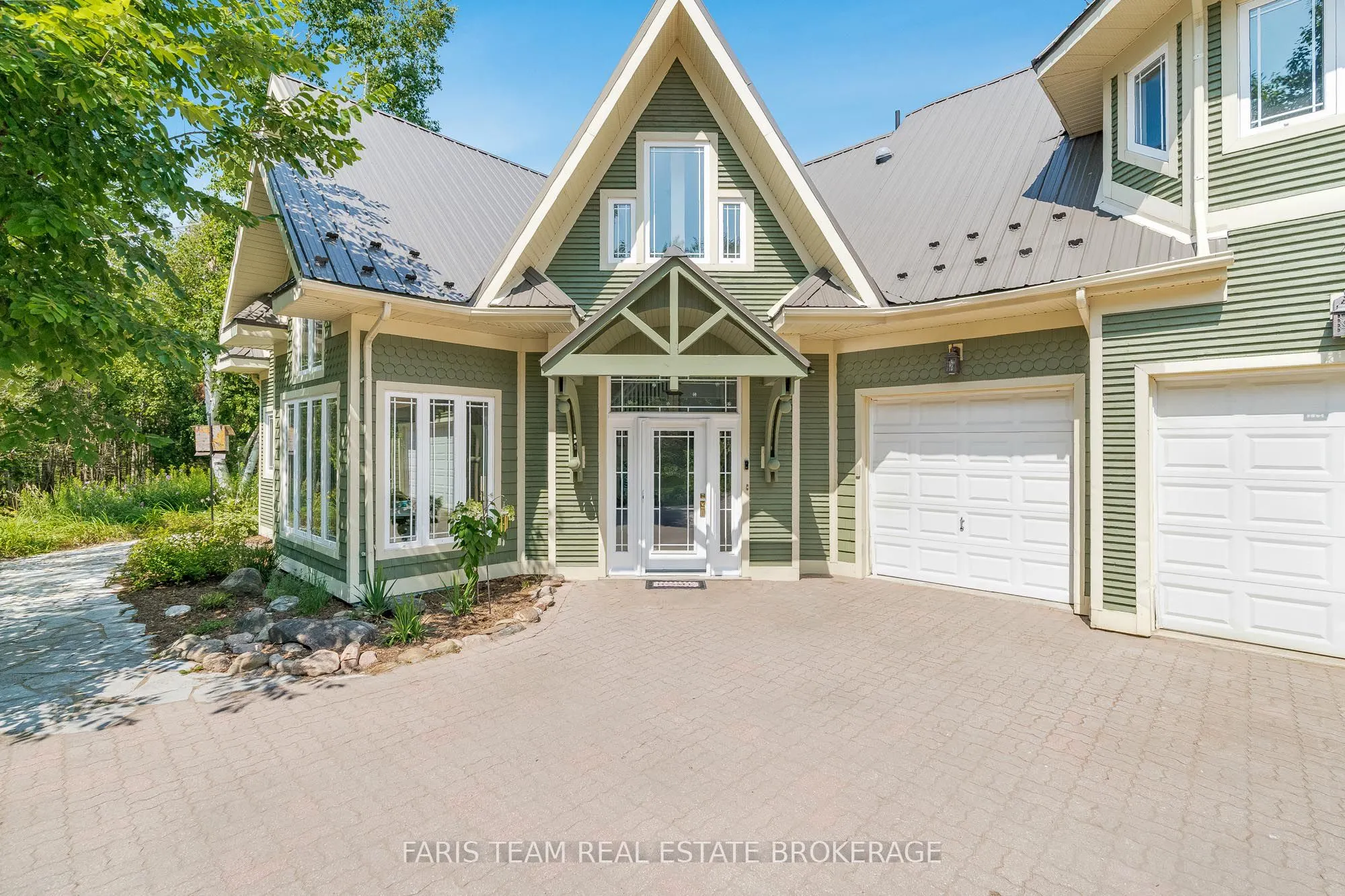 2 Forest Wood Lane
