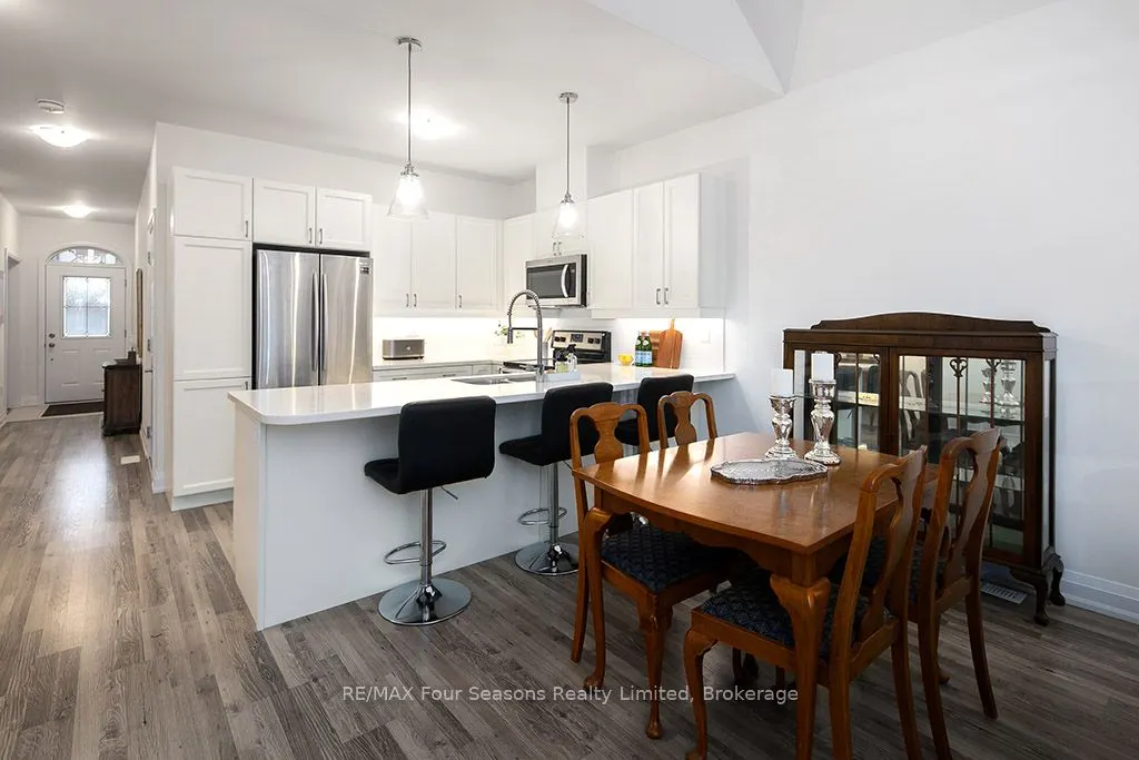 4 SUTTON Lane, #Call LBO