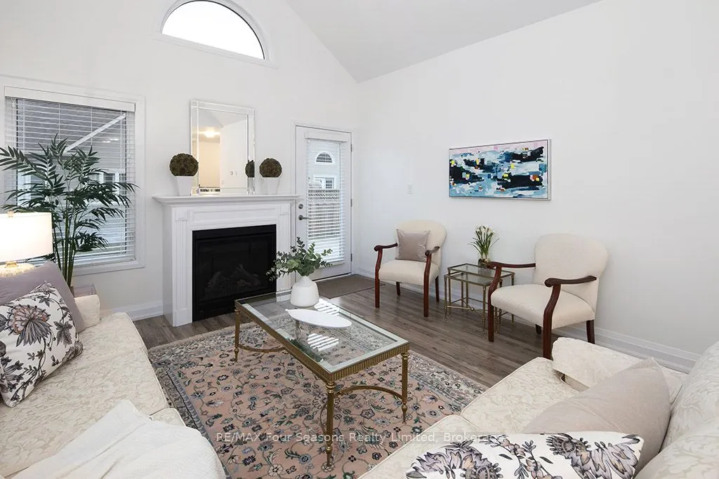 4 SUTTON Lane, #Call LBO