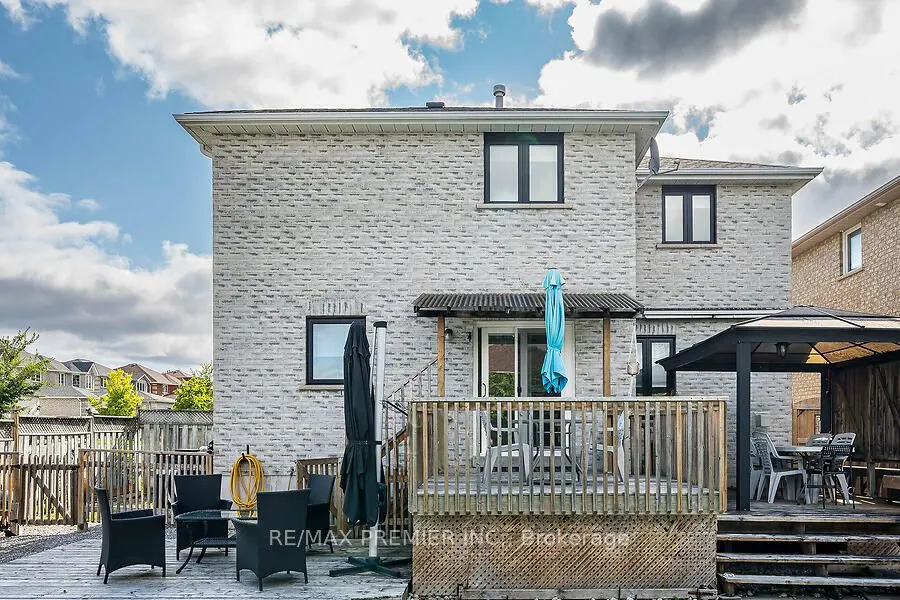 2 Grace Crescent
