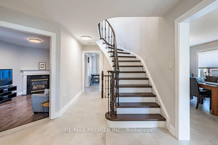 2 Grace Crescent