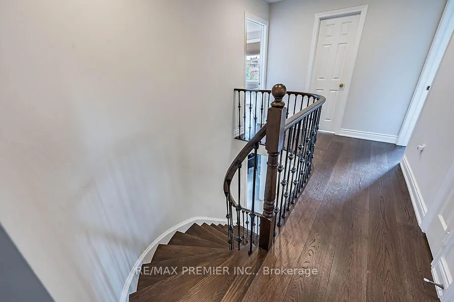 2 Grace Crescent