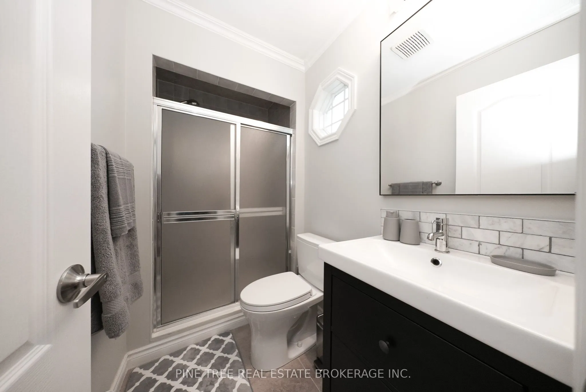 30 Laguna Parkway, #11