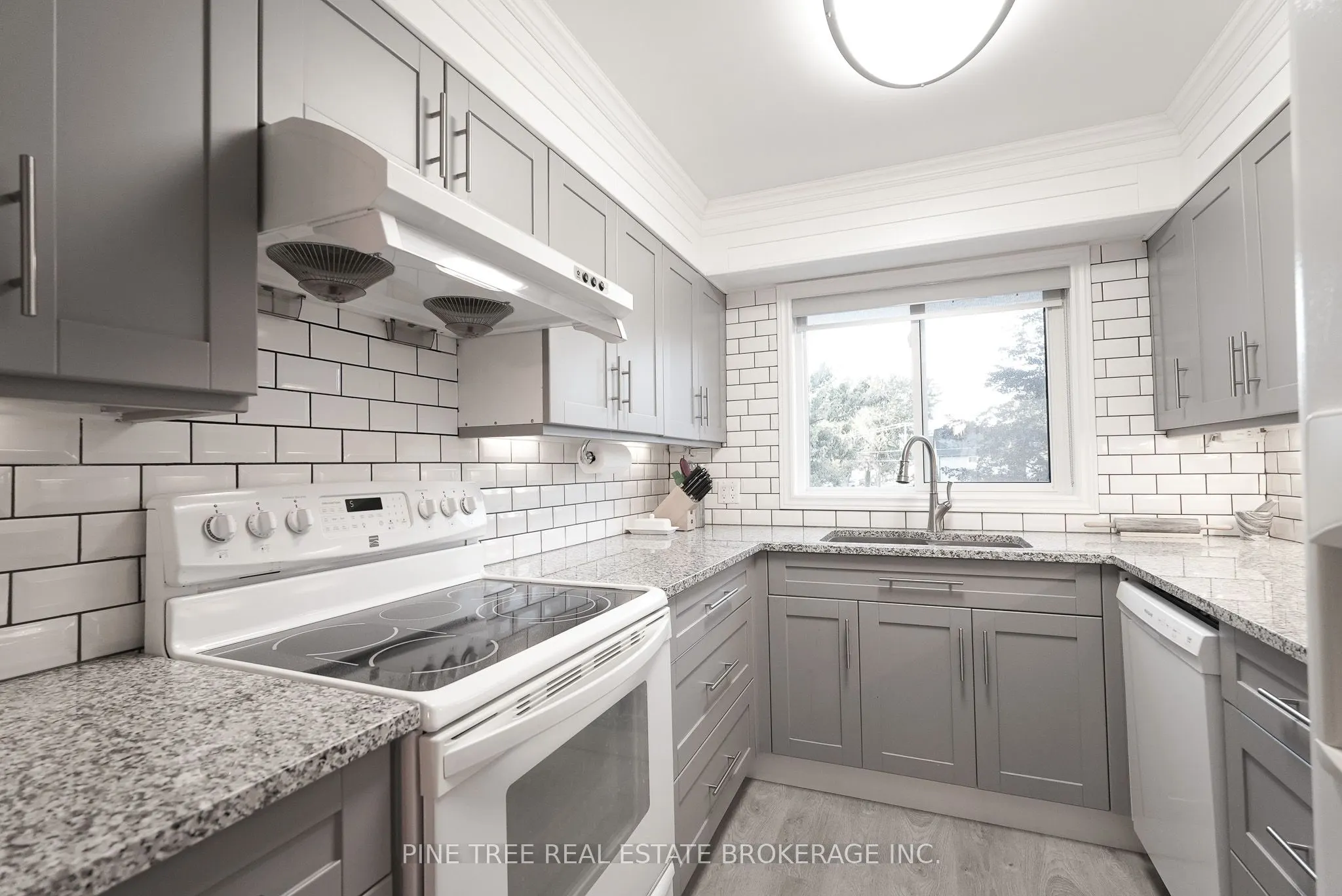 30 Laguna Parkway, #11