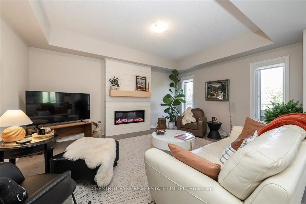 64 Foley Crescent