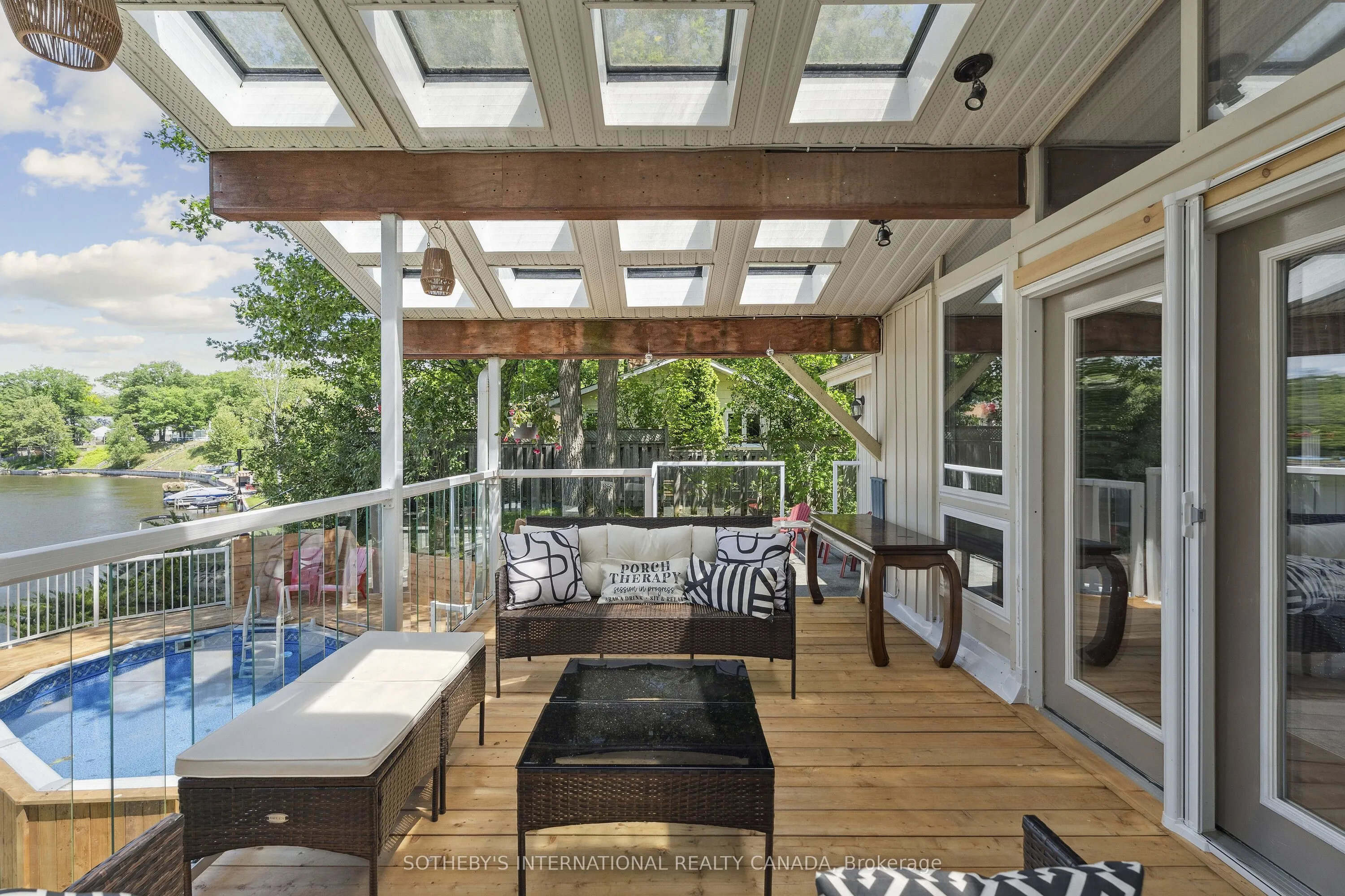 400 Oxbow Park Drive